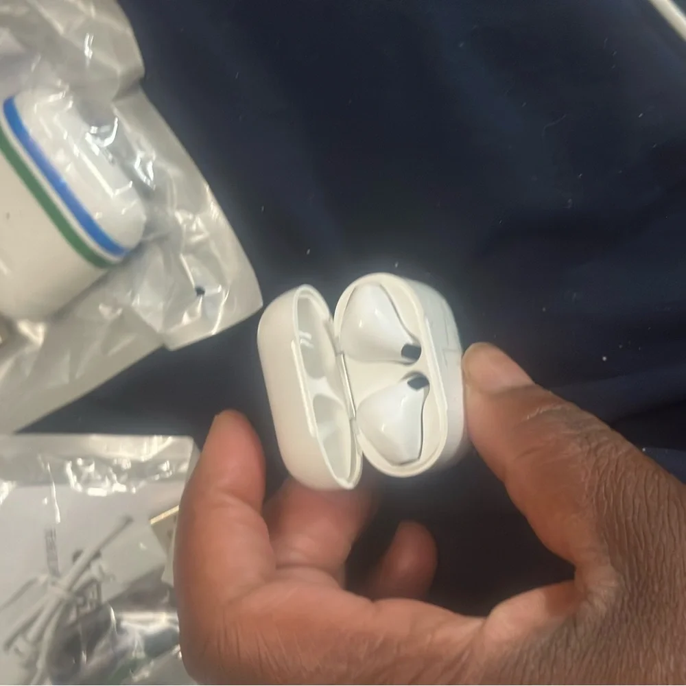 iphone earbuds compatable sleek wireless